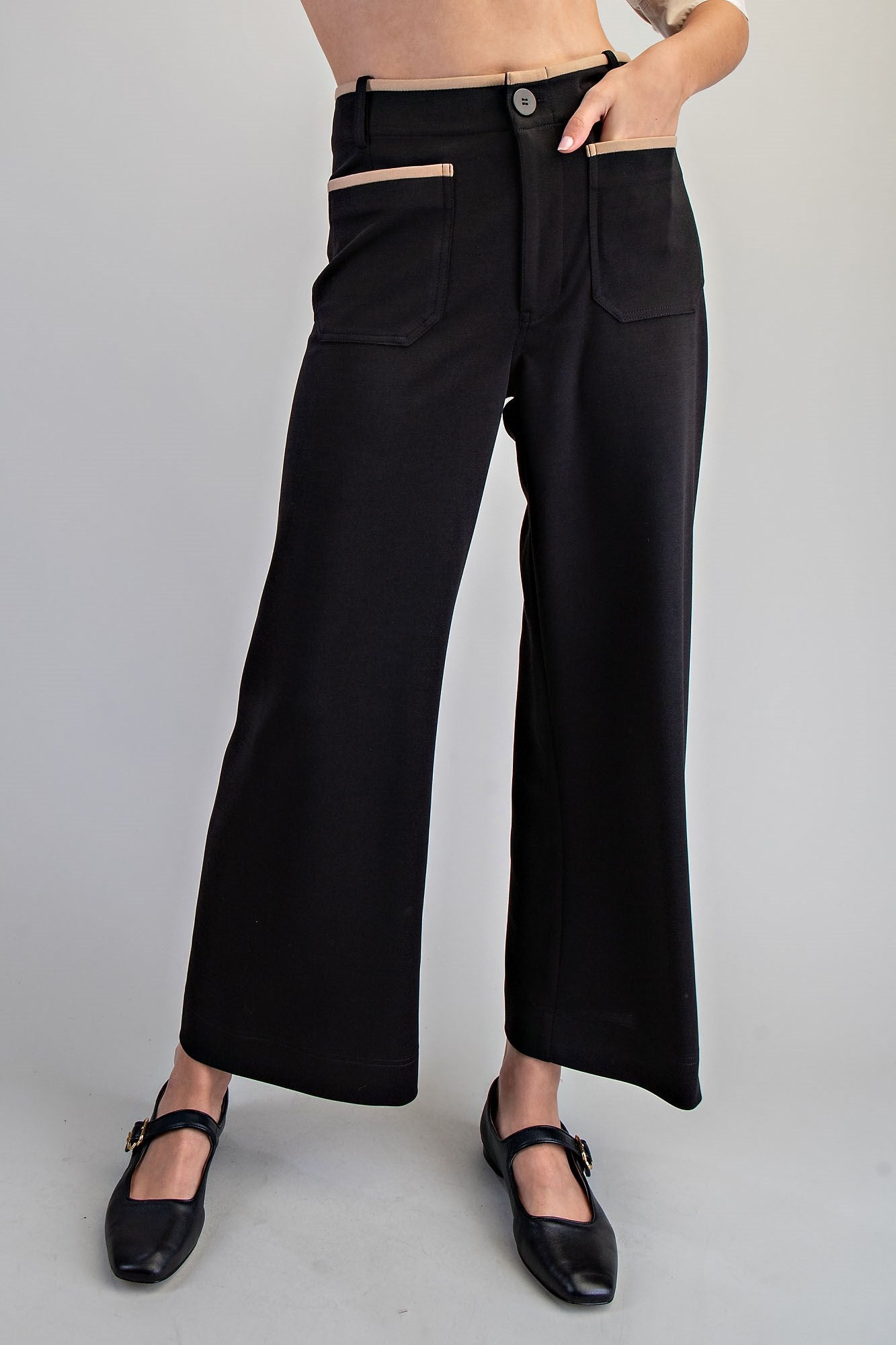 CONTRAST LINED CROPPED PANTS