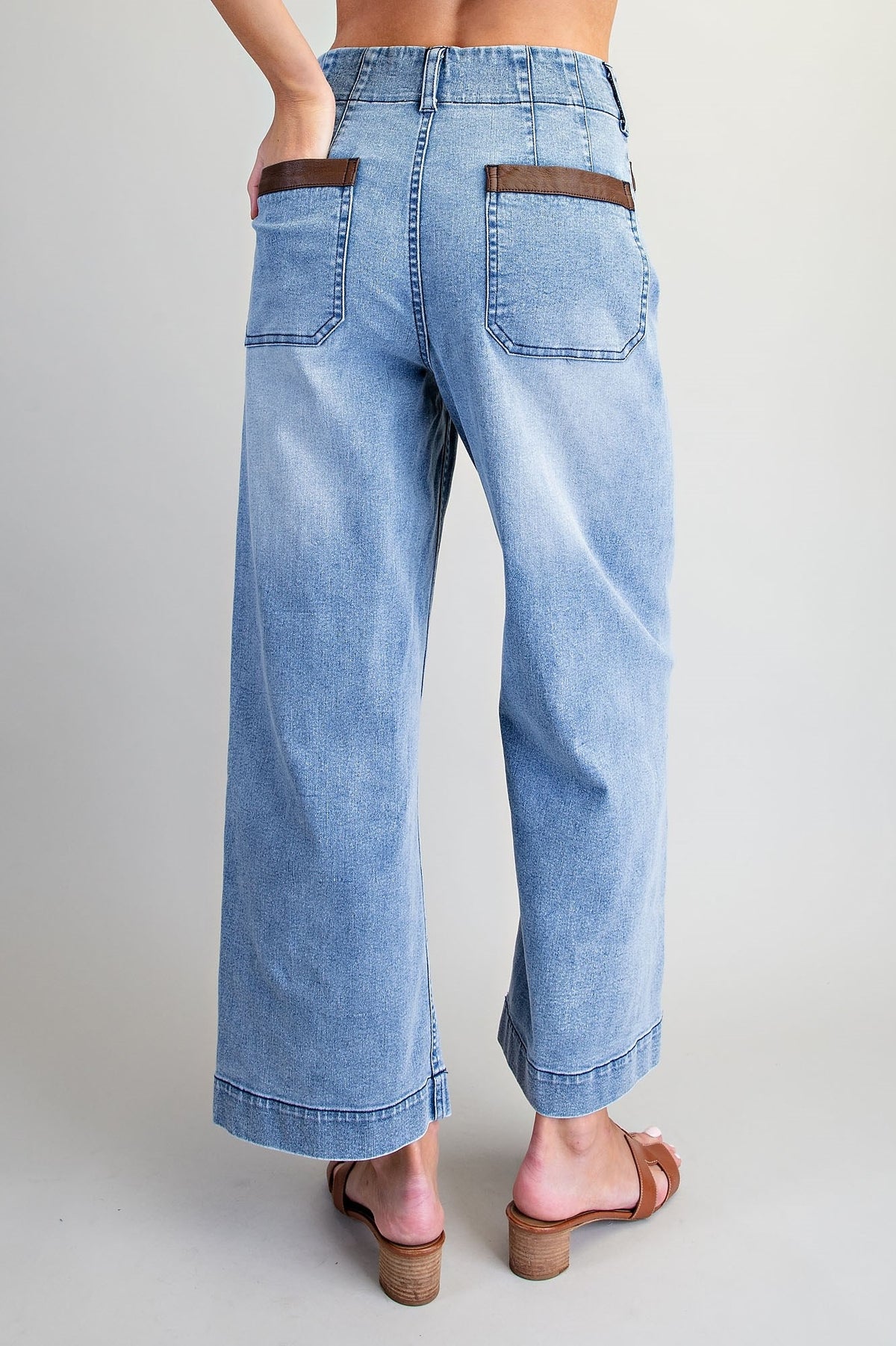 PLEATHER PATCH POCKET DENIM PANTS
