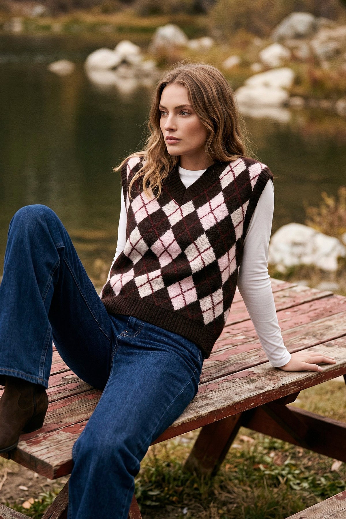 ARGYLE V NECK KNIT SWEATER VEST