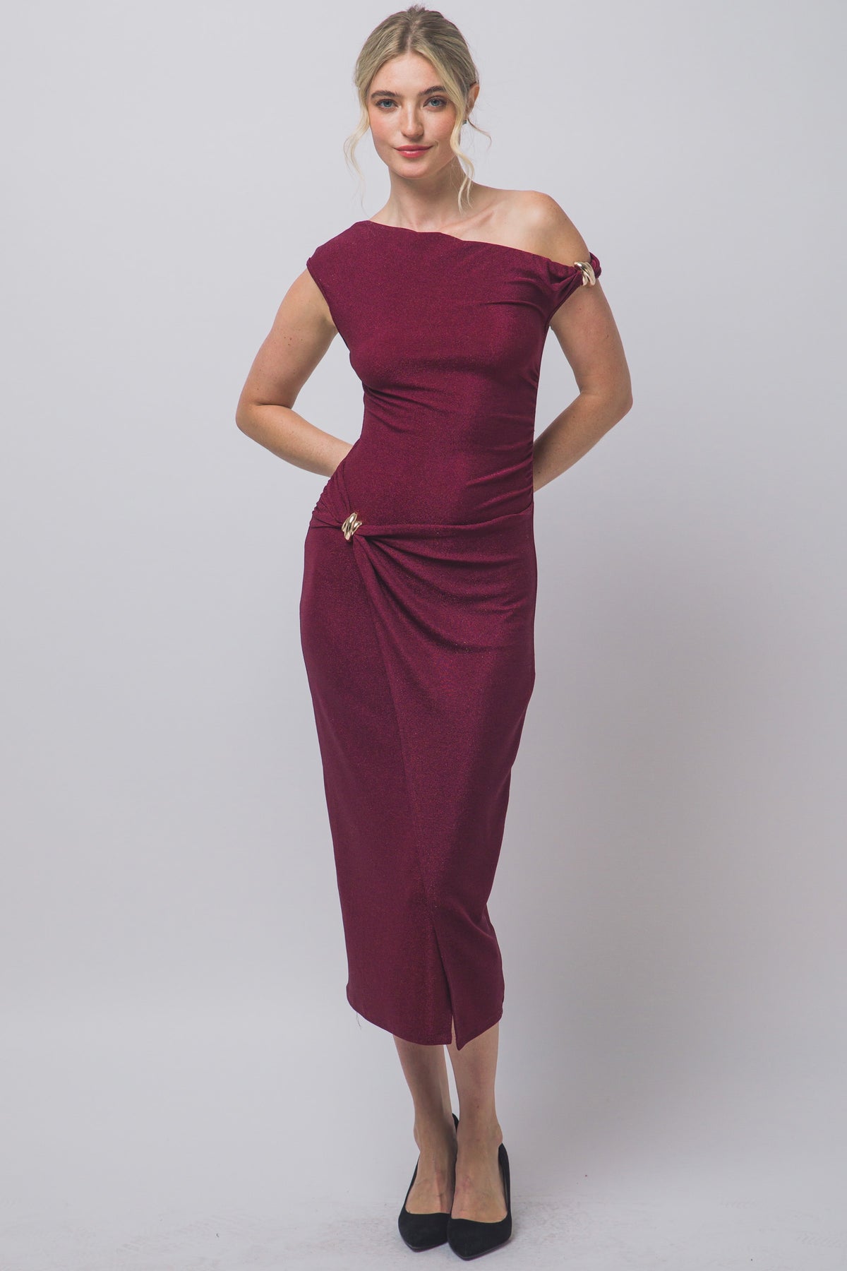 HARDWARE DETAIL RUCHED KNIT MIDI DRESS