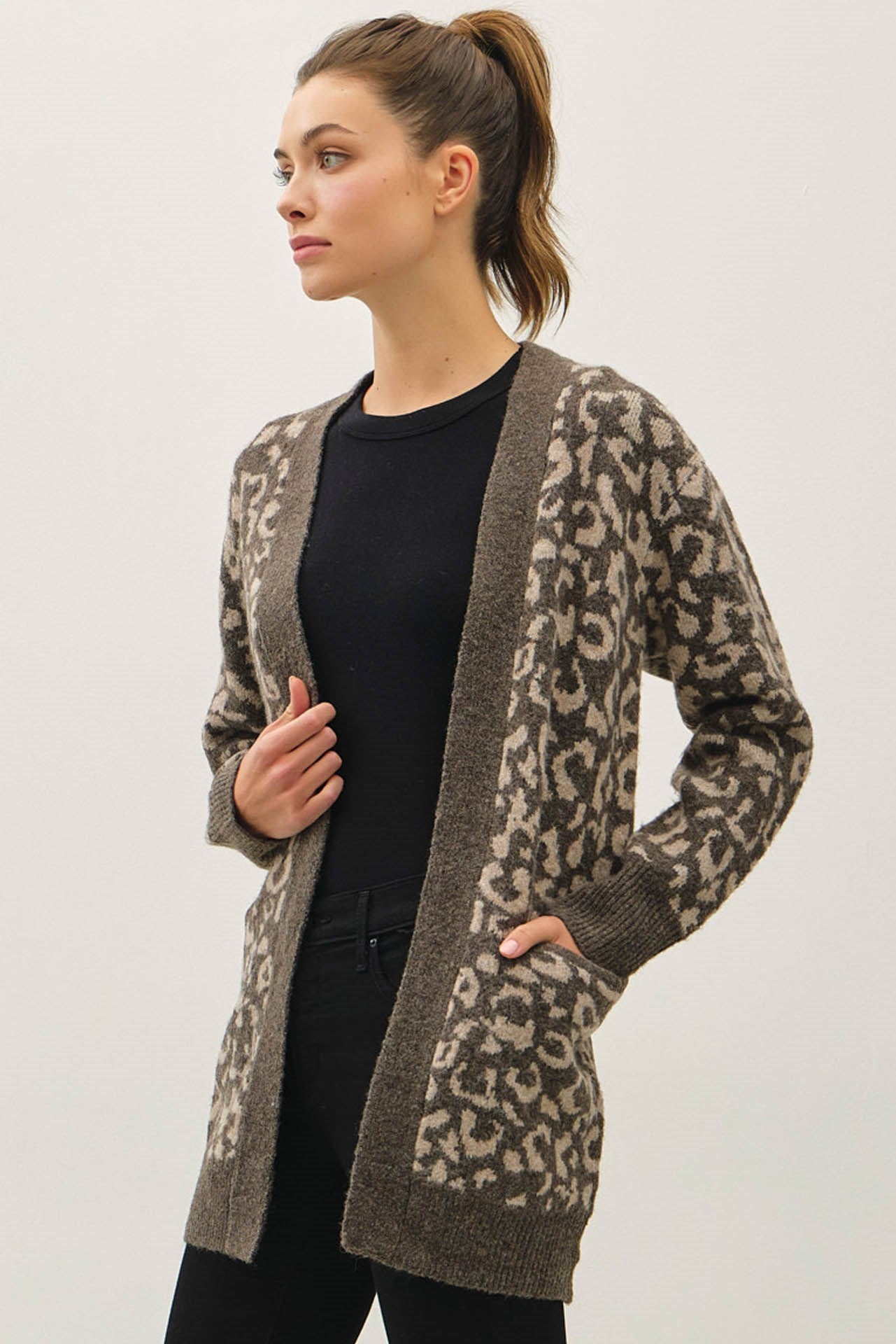 LEOPARD JAQUARD CARDIGAN