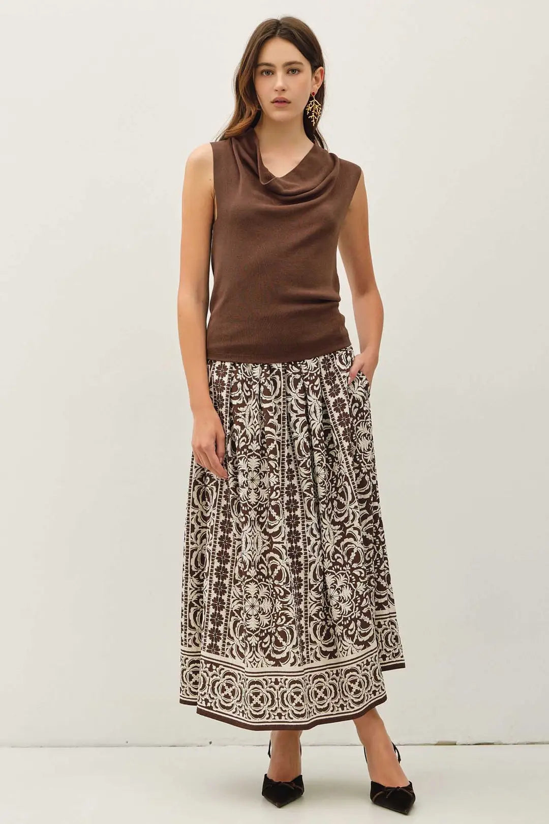 DRAPING PLEATS MAXI SKIRT