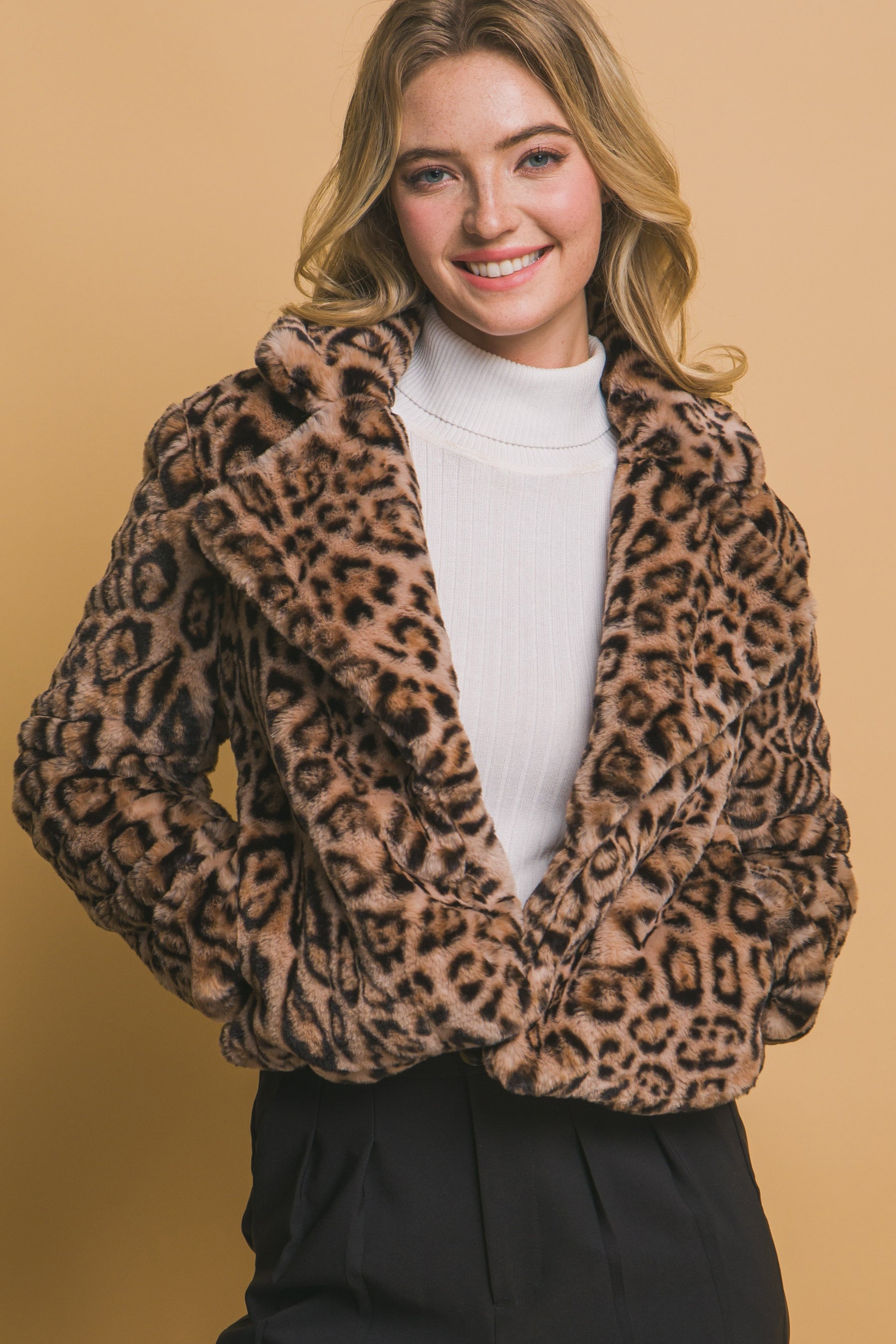 LEOPARD PRINTED FAUX FUR JACKET