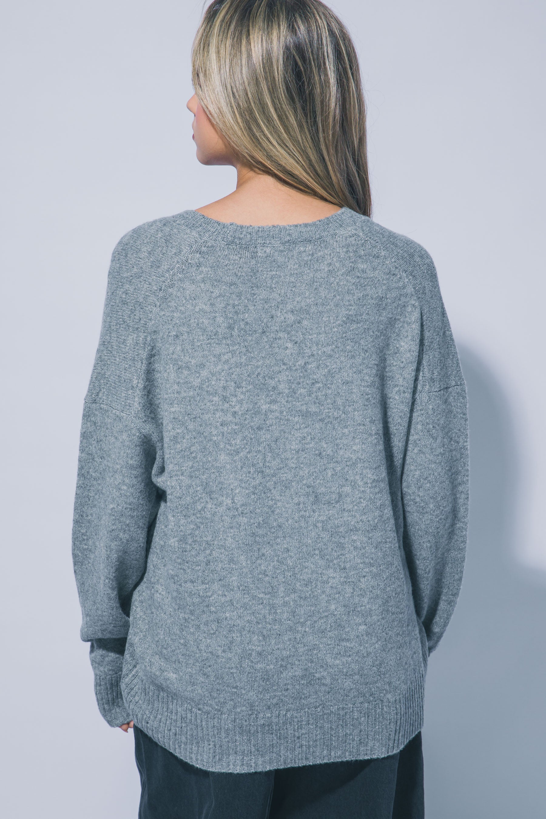 OVERSIZED NECKLINE SWEATER