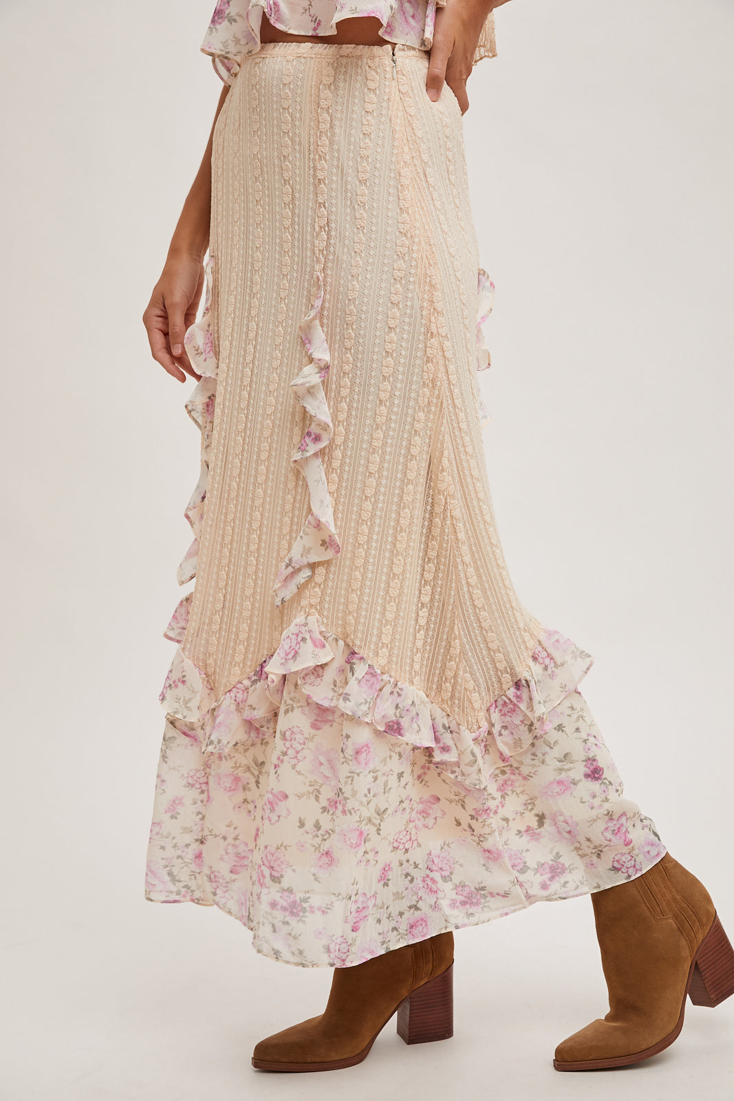 FLORAL PRINT TRIMMED MAXI LACE SKIRT