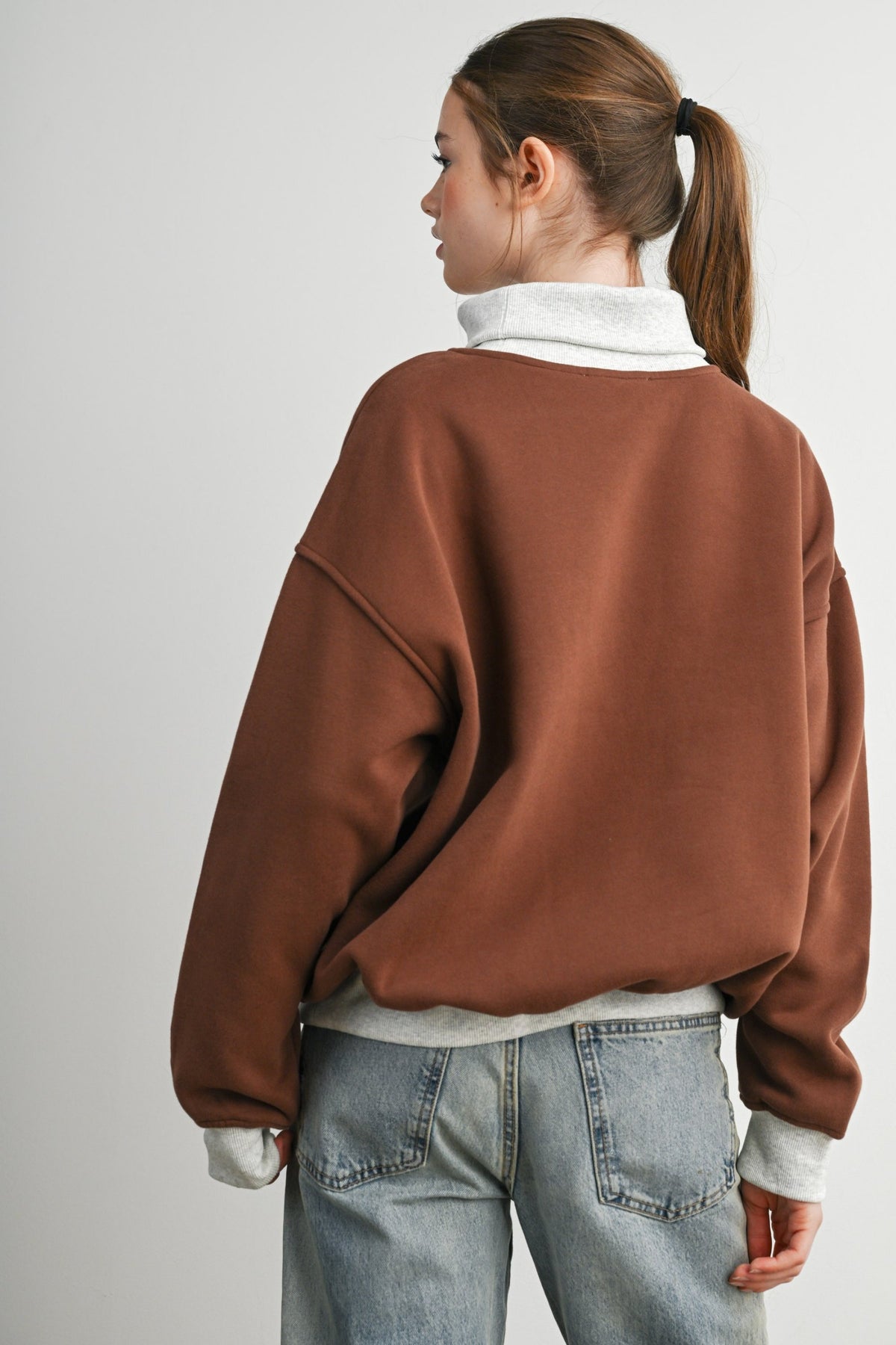 SOLID SWEATSHIRT
