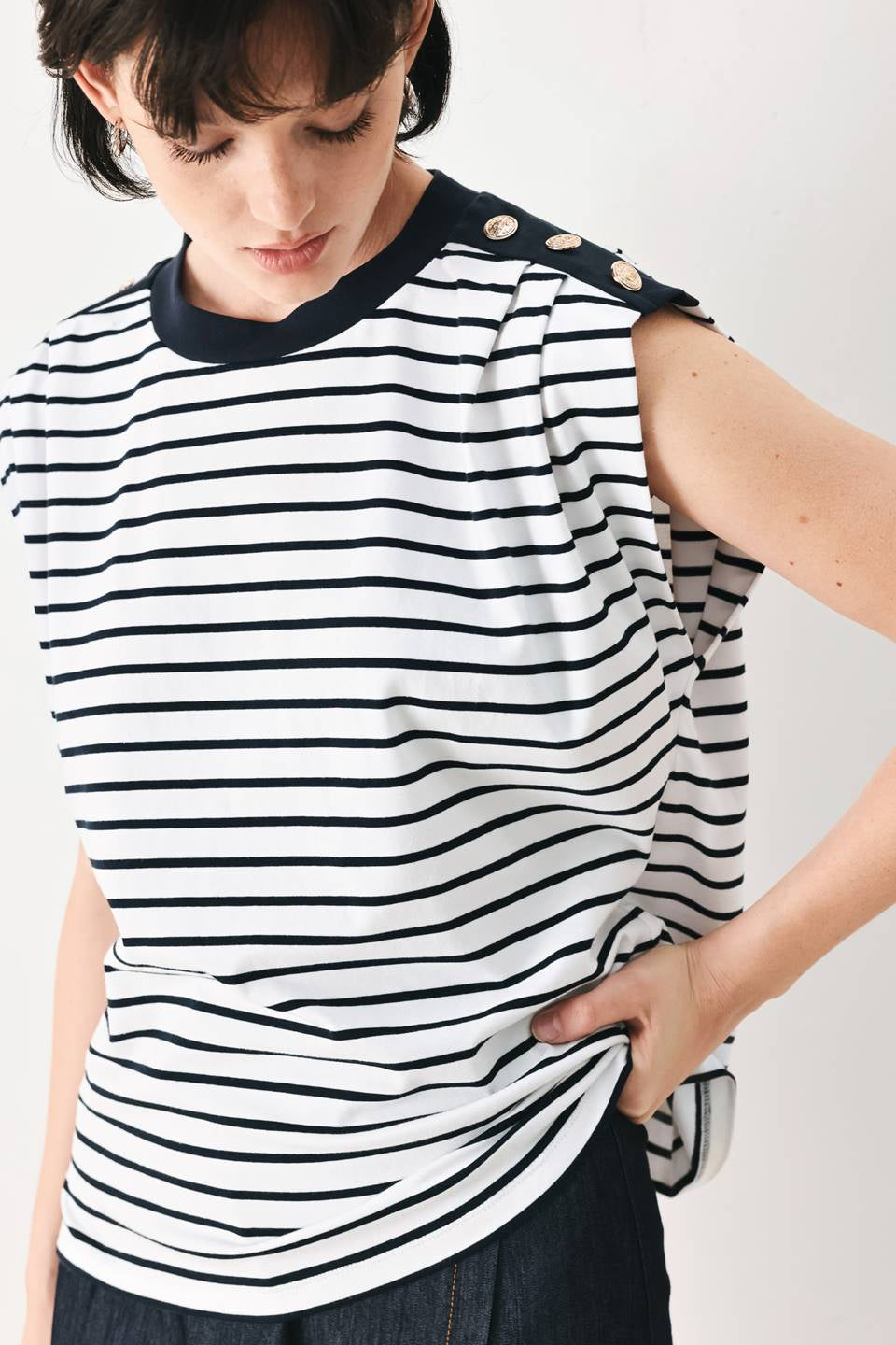 STRIPED KNIT TOP