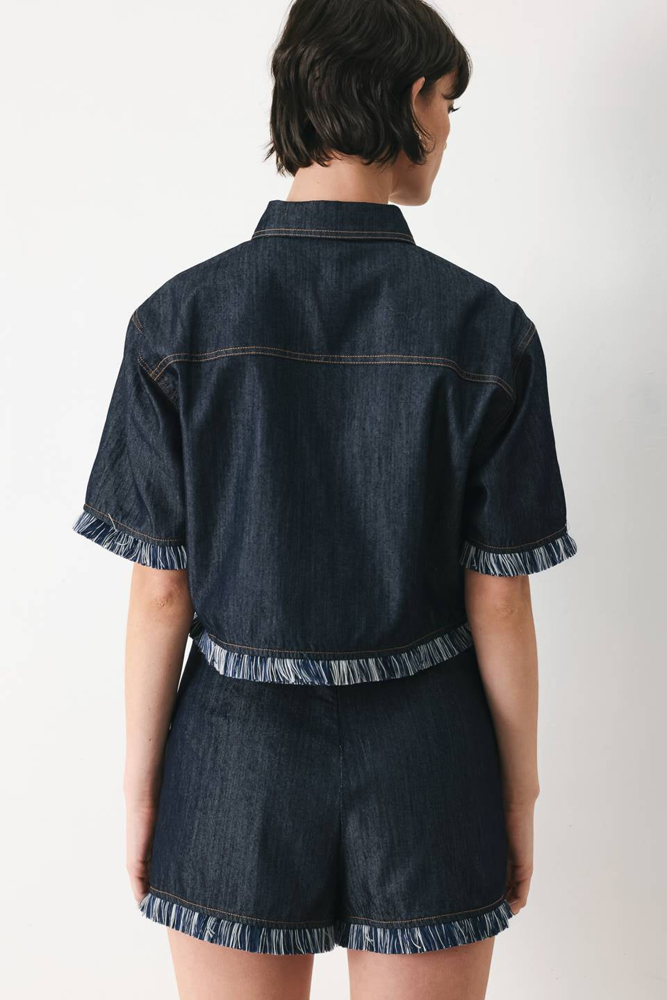 SOLID WOVEN CROP JACKET