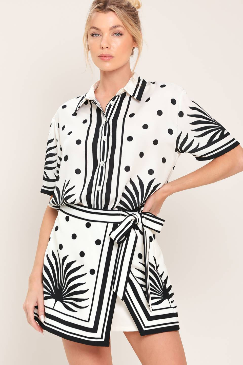 PRINTED WOVEN BUTTON DOWN SHIRT