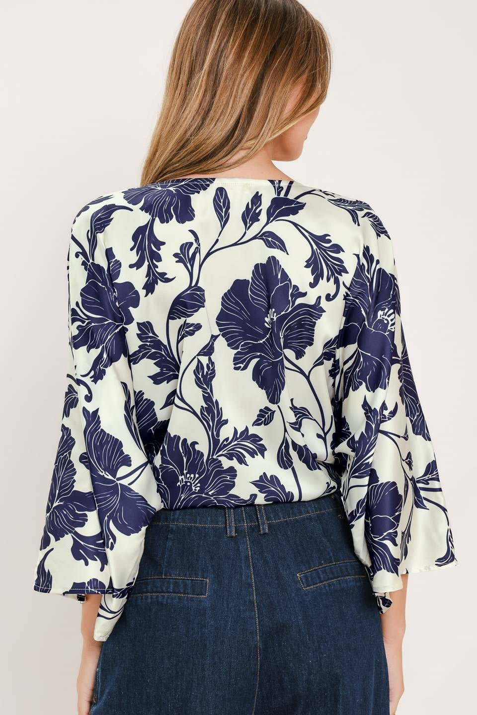 PRINTED WOVEN TOP