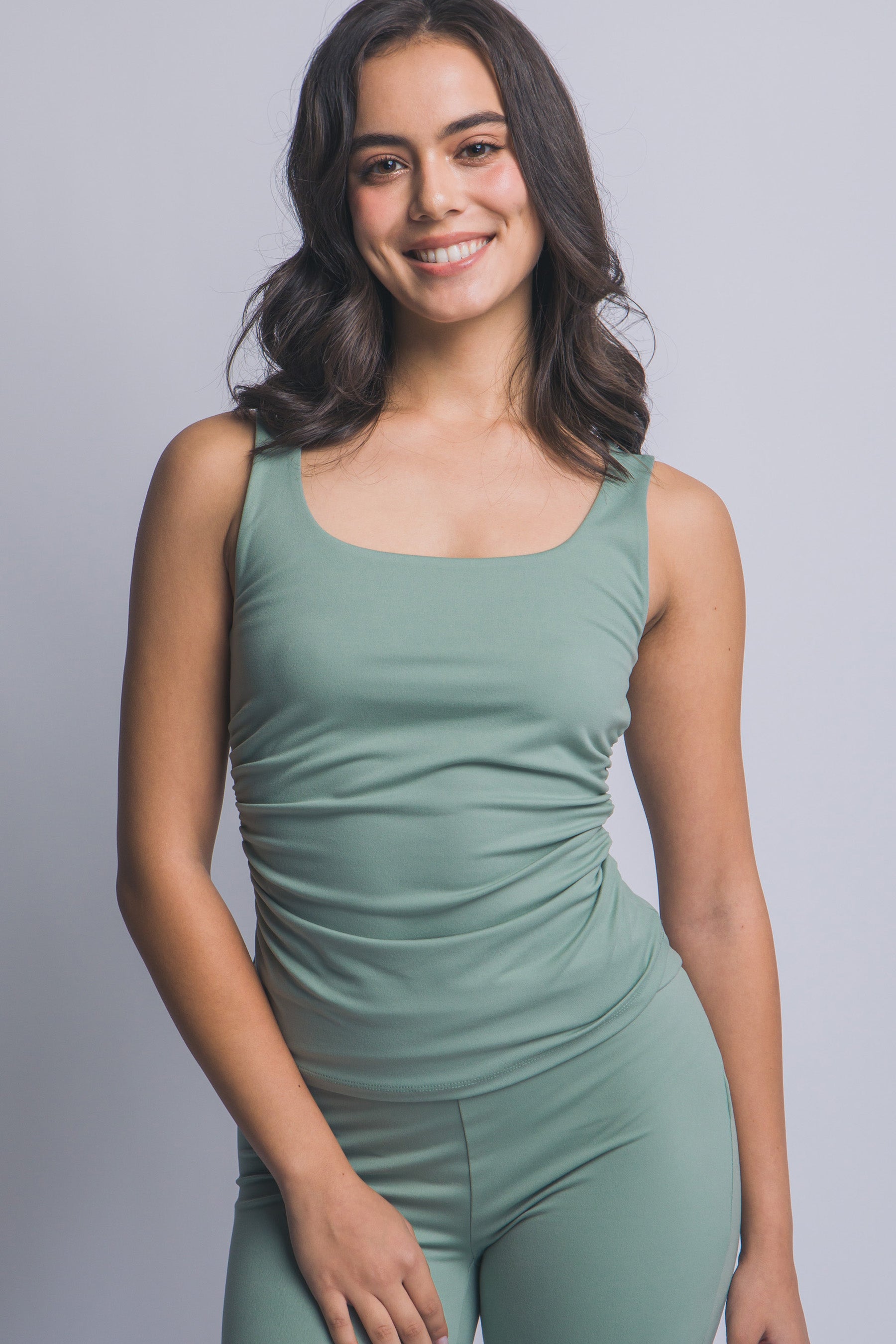 SOLID RUCHED ACTIVEWEAR TANK TOP