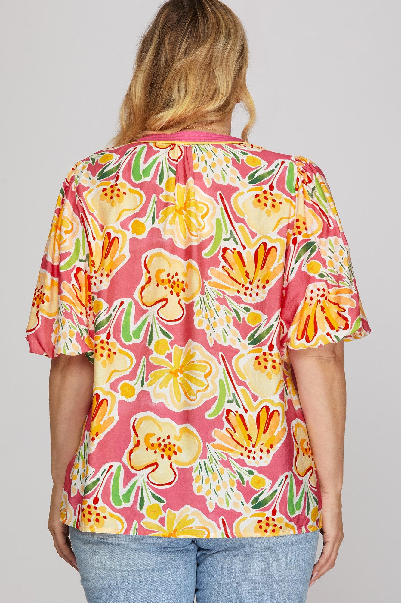 PLUS - V NECK FLORAL PRINT WOVEN TOP