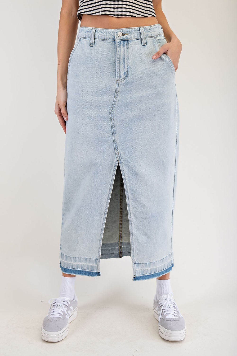 CONTRAST EDGE DENIM MIDI SKIRT