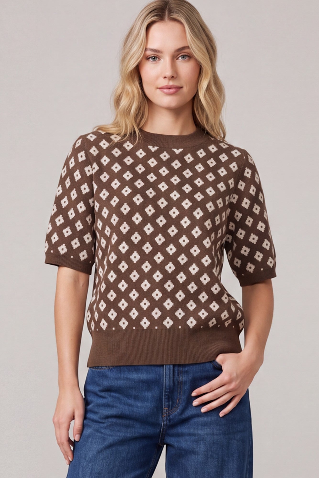 GEOMETRIC PATTERN SWEATER TOP