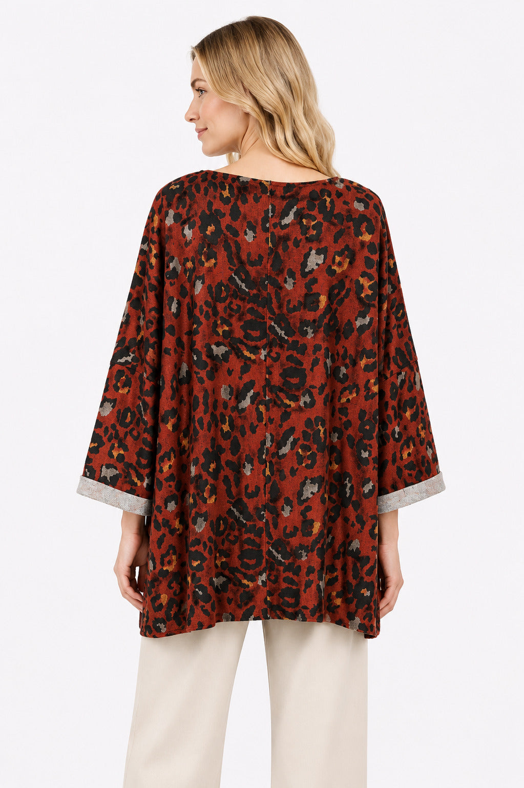 ANIMAL PRINT OVERSIZED TOP
