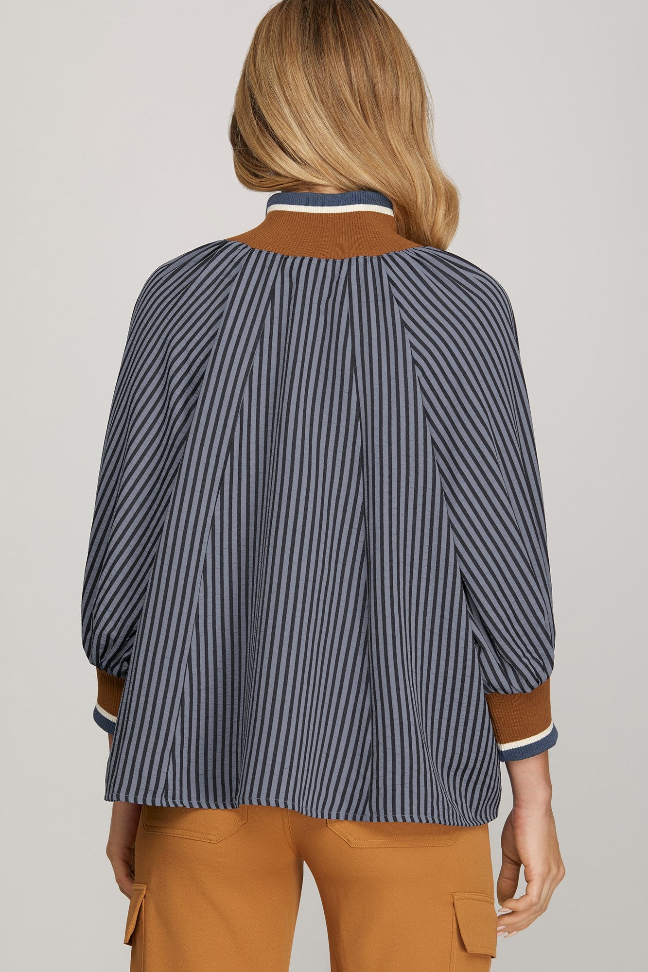 HALF ZIP STRIPED TOP
