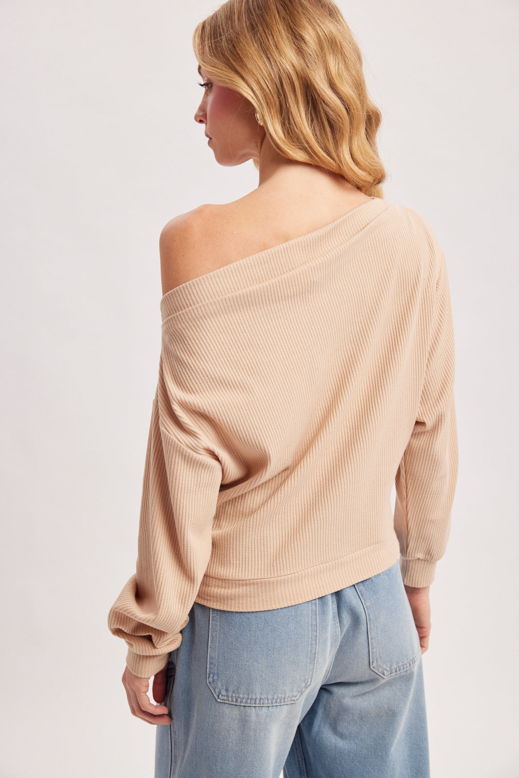 ONE SHOULDER WAFFLE KNIT SLOUCHY TOP