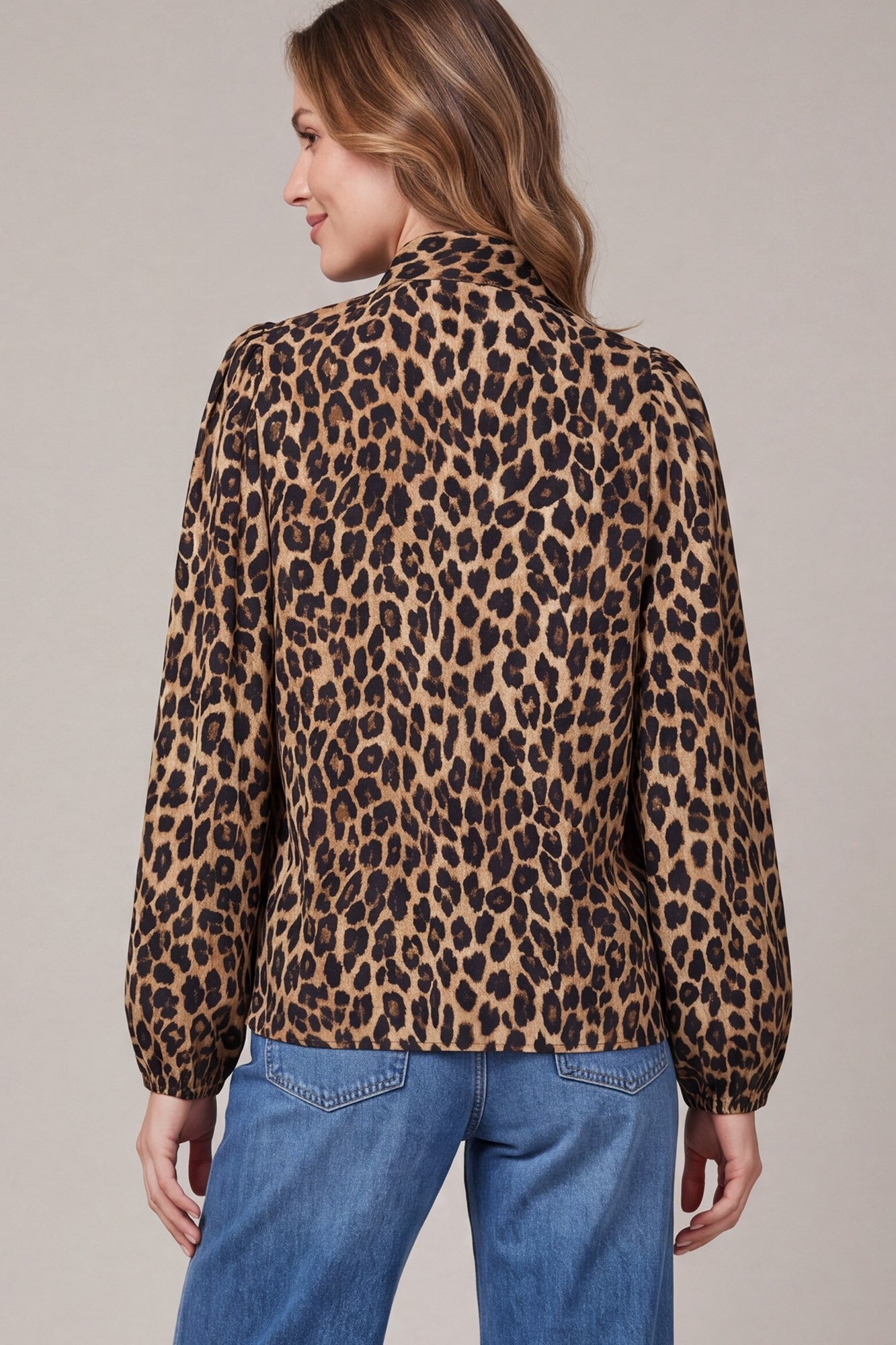 WOVEN ANIMAL PRINT NECK BOW TOP
