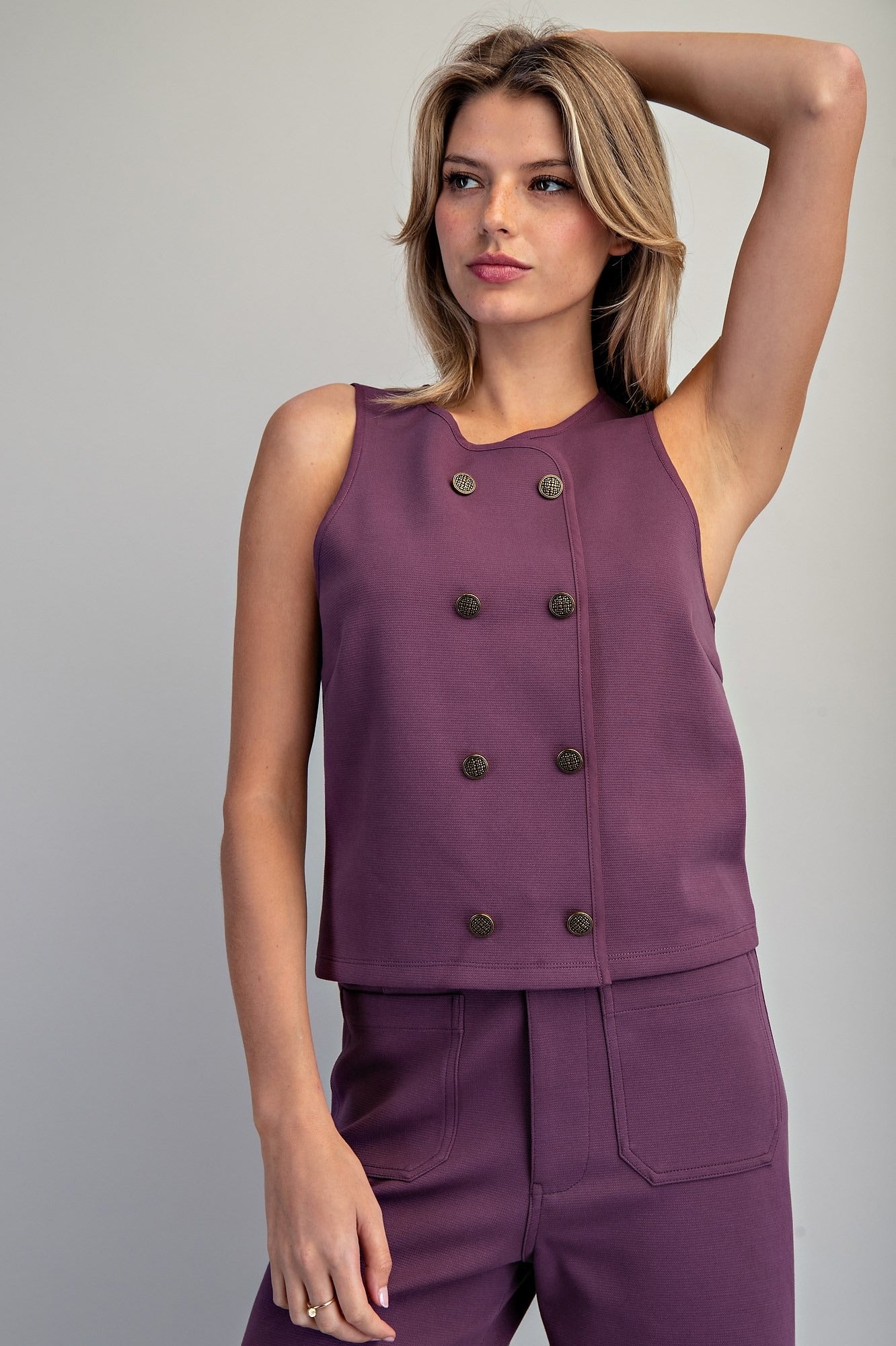 BUTTON DOWN SOLID VEST TOP