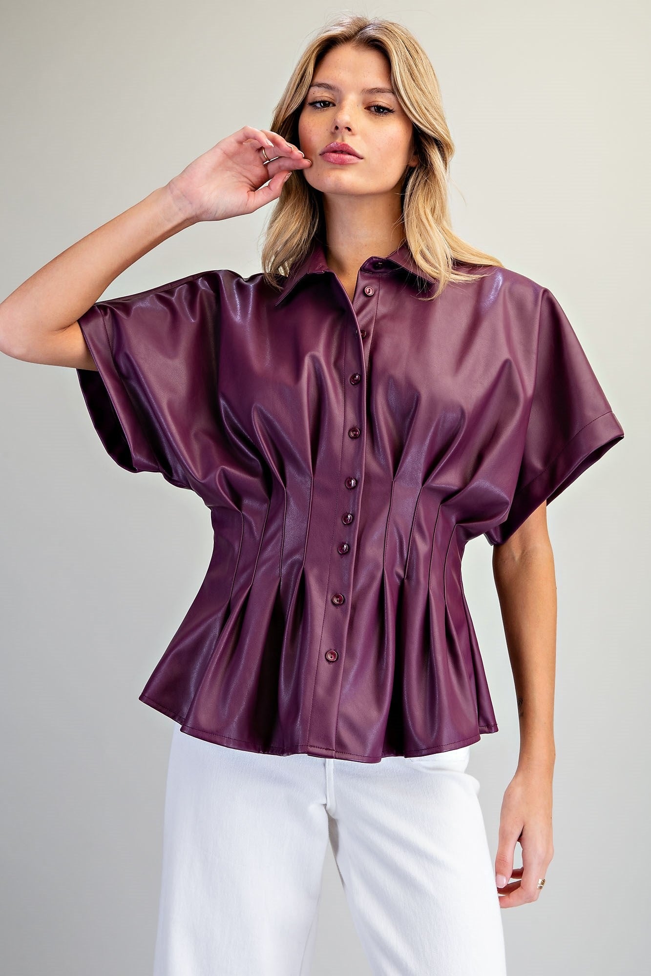 PLEATHER CINCHED WAIST BUTTON UP TOP