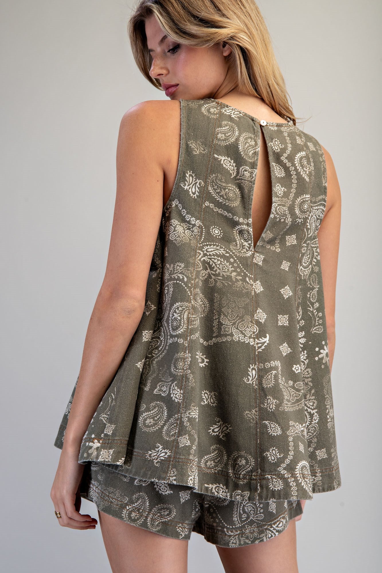 PAISLEY PRINTED TUNIC TOP