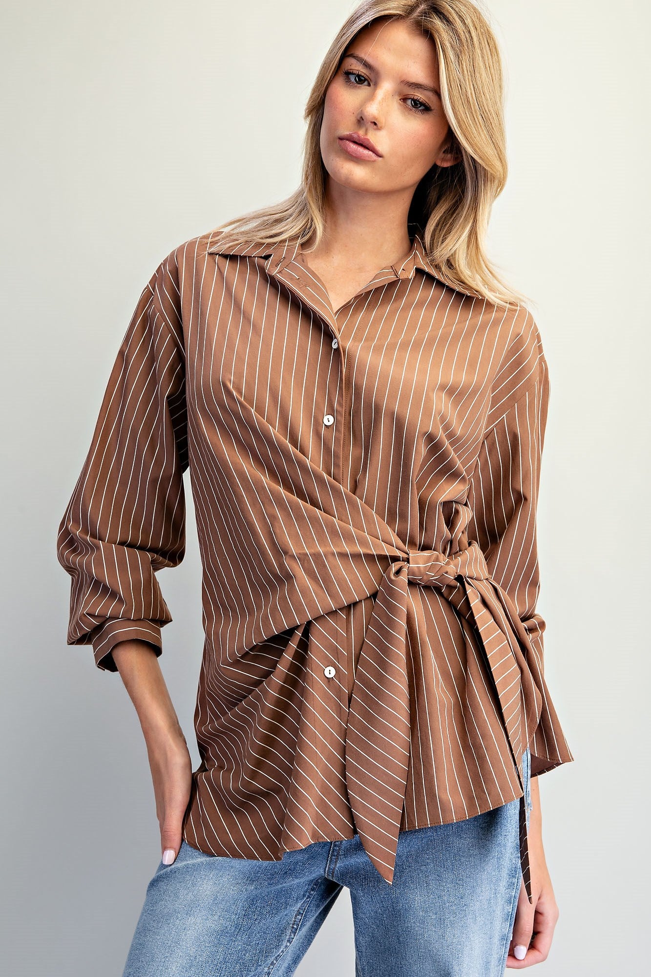 TIE WAIST FRONT PINKSTRIPE BLOUSE