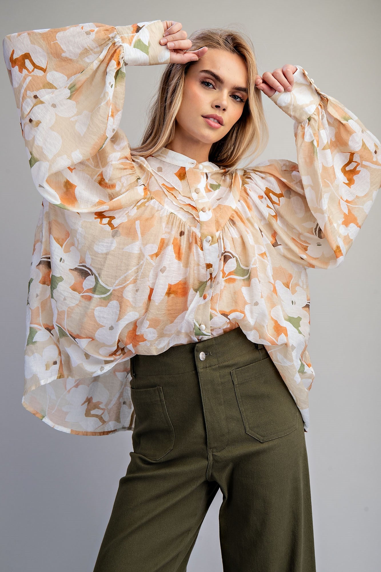 FLORAL PRINTED WOVEN BUTTON DOWN BLOUSE