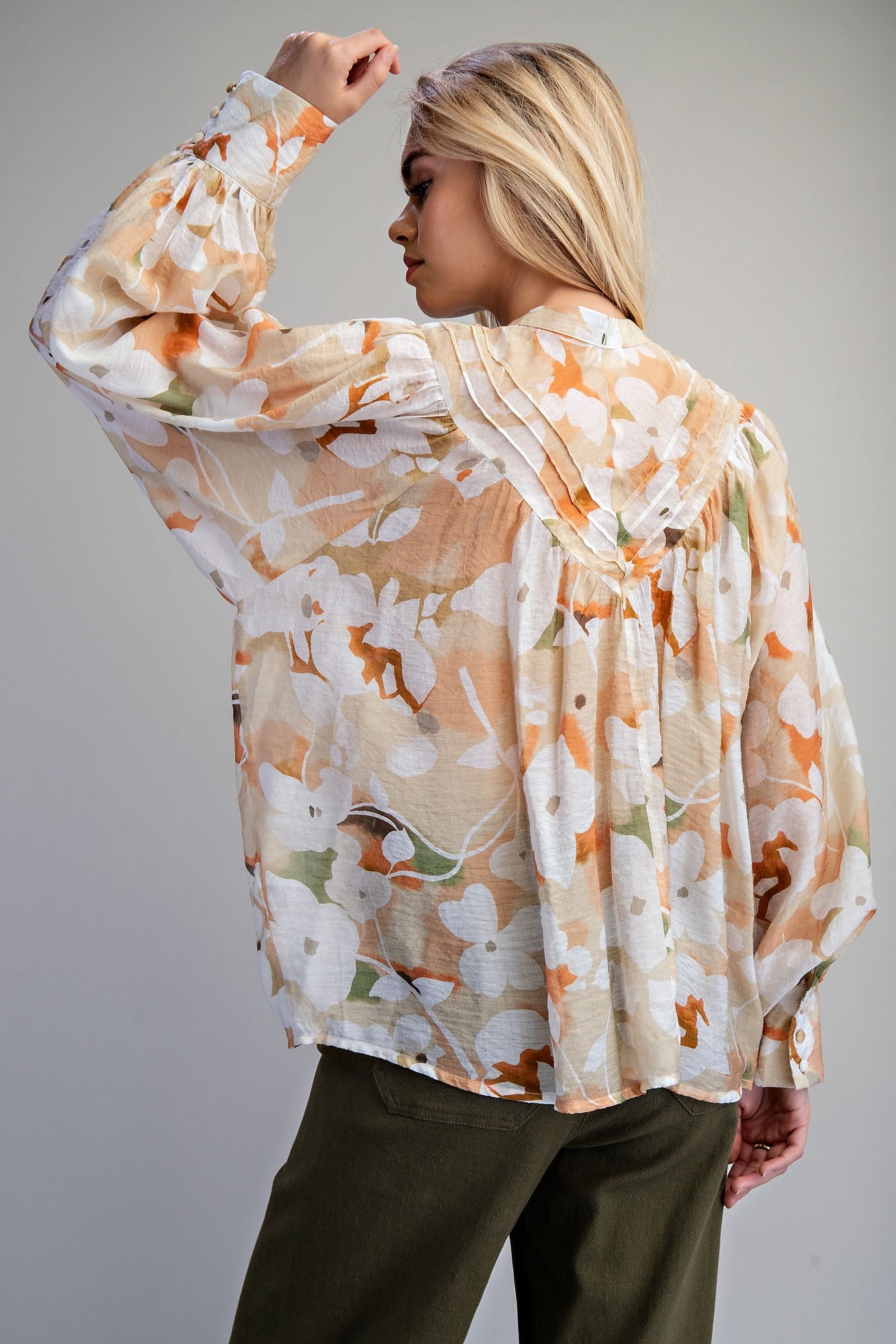 FLORAL PRINTED WOVEN BUTTON DOWN BLOUSE