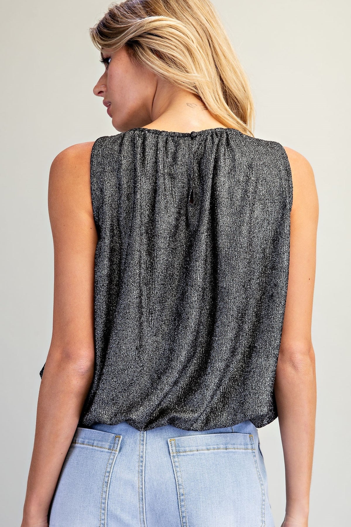 METALLIC GATHERED SLEEVELESS TOP