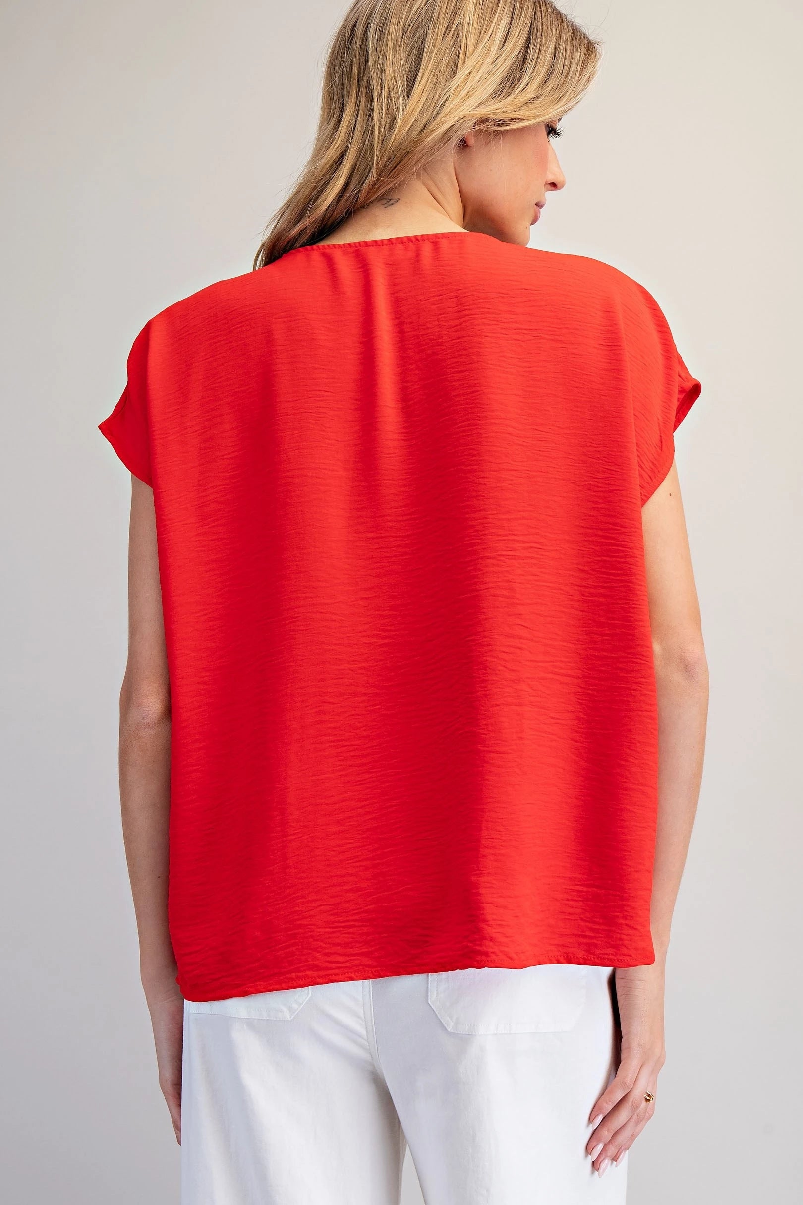 SOLID WOVEN SHORT SLEEVE BLOUSE