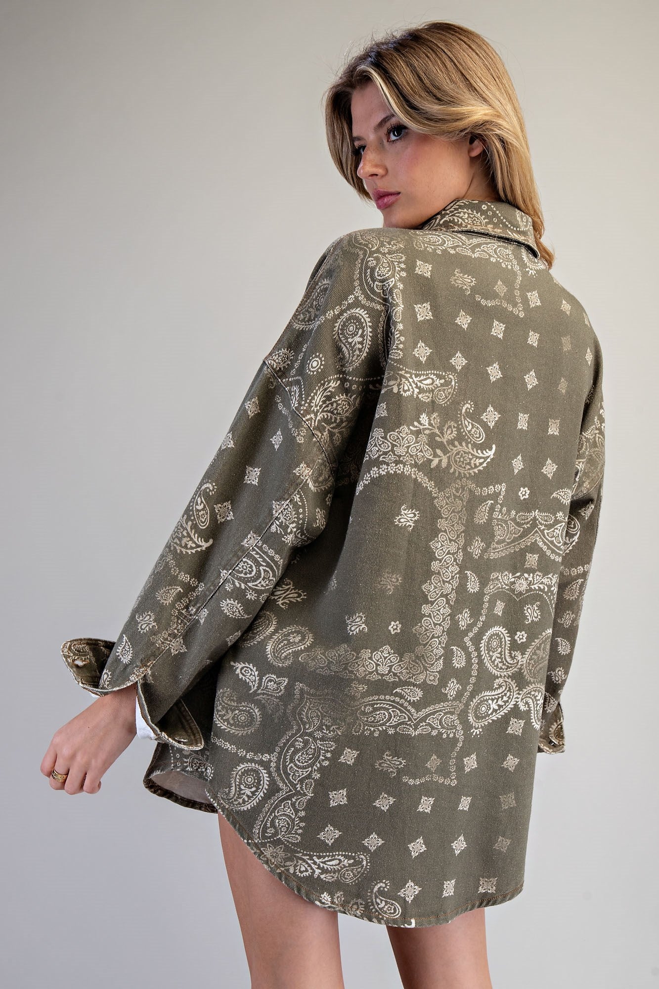 MINERAL WASHED BANDANA PATTERN JACKET