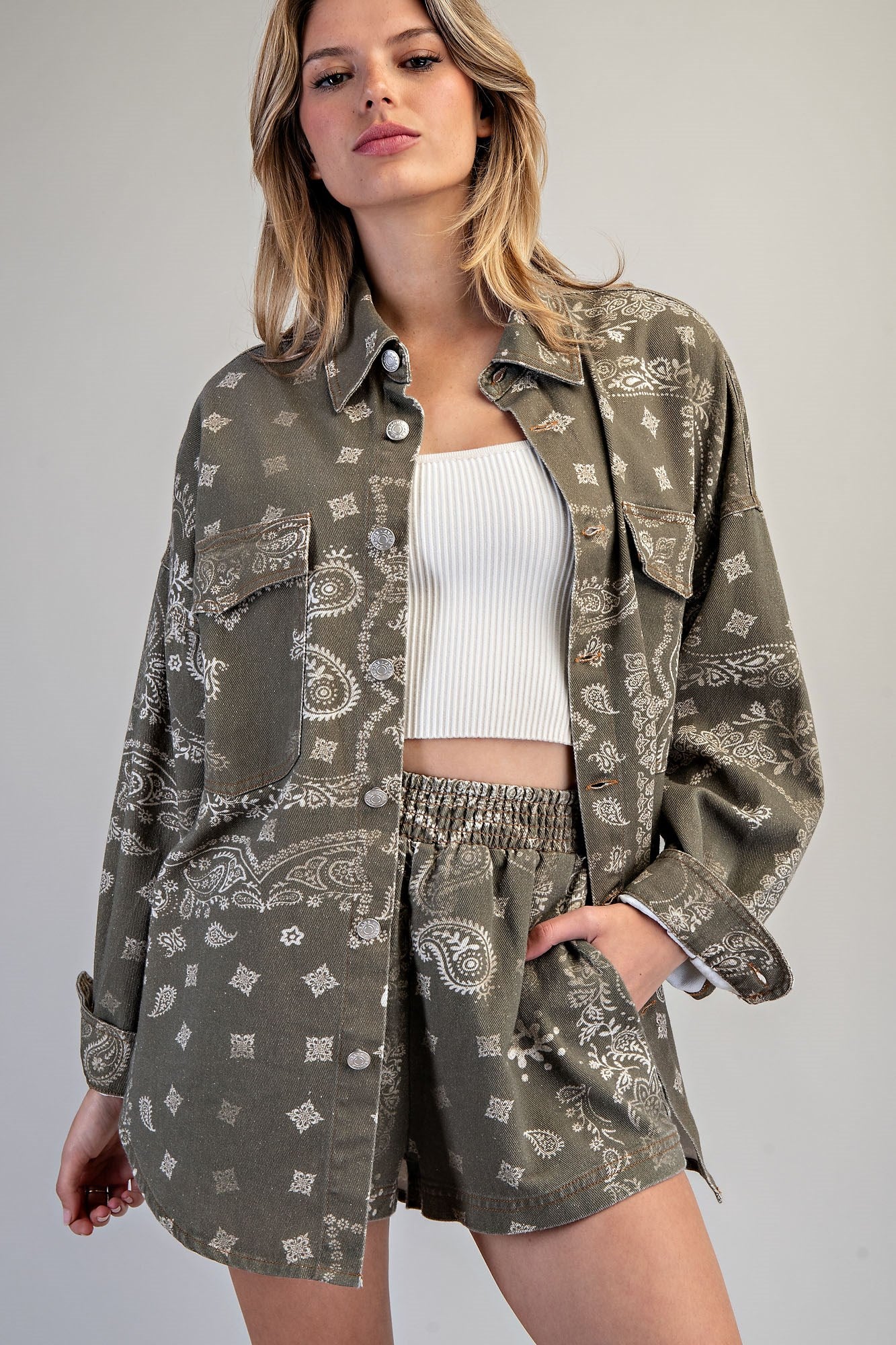 MINERAL WASHED BANDANA PATTERN JACKET